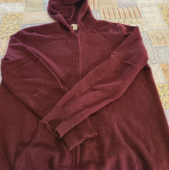 L.L. Bean Sweaters - EUC, LL Bean Cashmere Full Zip Hoodie